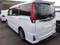 Toyota Noah 2017