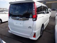 Toyota Noah 2017
