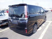 Toyota Esquire 2017