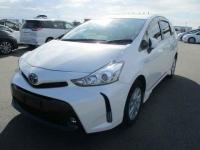 Toyota Prius Alpha 2018