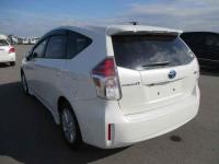 Toyota Prius Alpha 2018