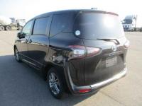Toyota Sienta 2018