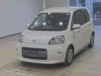 Toyota Porte 2016