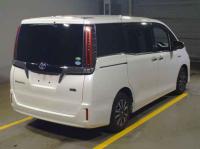 Toyota Esquire 2018