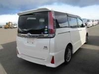 Toyota Noah 2018