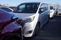 Toyota Esquire 2018