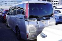 Toyota Esquire 2018