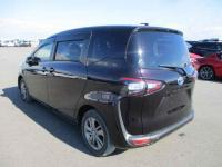 Toyota Sienta 2018