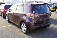 Toyota Ractis 2016