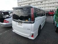 Toyota Noah 2018
