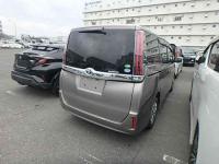 Toyota Noah 2018