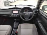 Toyota Corolla Axio 2016