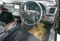 Toyota Crown 2016
