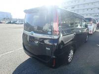 Toyota Noah 2018