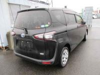 Toyota Sienta 2018
