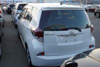 Toyota Ractis 2016