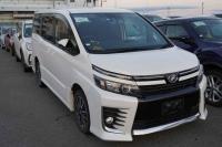 Toyota Voxy 2016