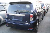 Toyota Corolla Rumion 2010