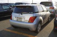 Toyota Ist 2004