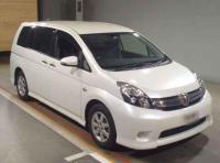 Toyota Isis 2016