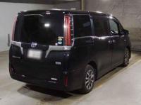 Toyota Esquire 2019