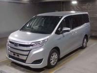 Toyota Noah 2018