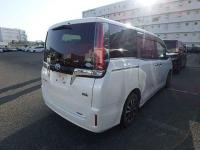 Toyota Esquire 2018