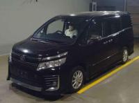 Toyota Voxy 2016