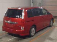 Toyota Isis 2016