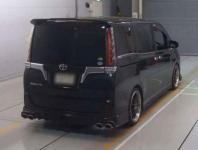 Toyota Esquire 2018
