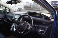 Toyota Sienta 2016