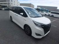 Toyota Esquire 2018