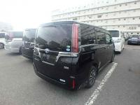 Toyota Esquire 2019