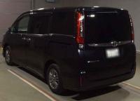 Toyota Esquire 2016