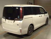 Toyota Esquire 2018