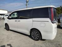 Toyota Esquire 2018