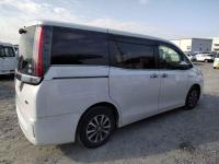 Toyota Esquire 2018