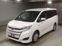 Toyota Esquire 2018