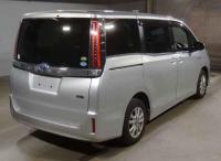 Toyota Noah 2018