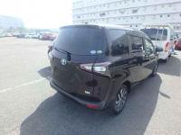 Toyota Sienta 2018