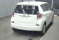 Toyota Ractis 2016