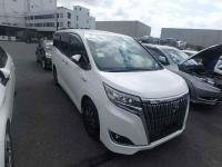 Toyota Esquire 2018