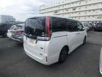 Toyota Esquire 2018