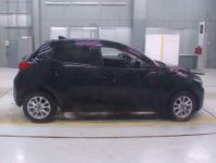 Mazda Demio 2016