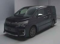 Toyota Voxy 2016