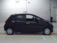 Toyota Vitz 2016
