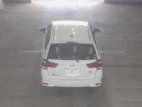 Toyota Corolla Fielder 2016