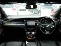 Toyota Harrier 2017