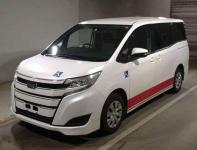 Toyota Esquire 2018