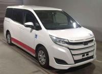 Toyota Esquire 2018